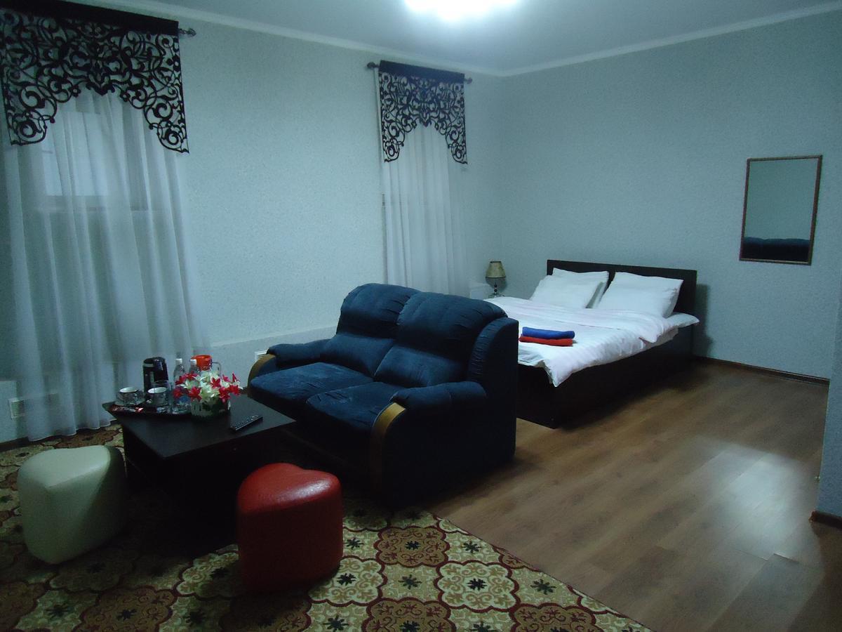 Hotel Tumar à Bichkek Extérieur photo